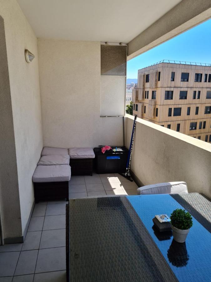 Appartement Lac Rose - Parking, Metro, Jusqu'A 4 Personnes Marseille Luaran gambar